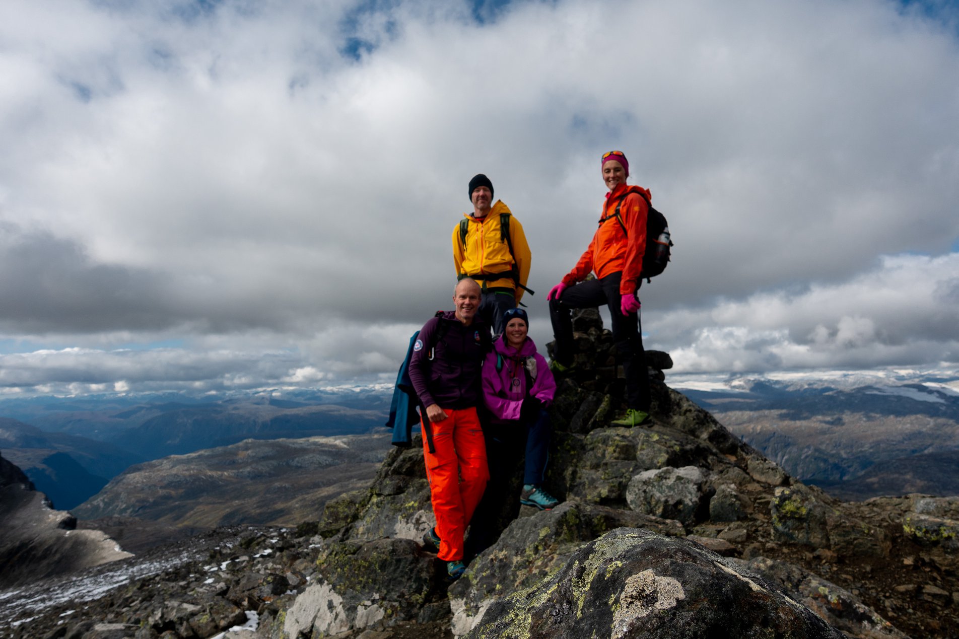 40684395_10160749516875564_1365529386555539456_o