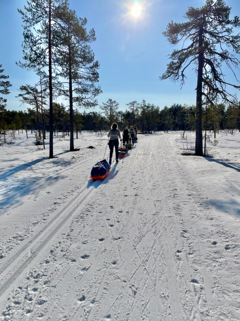 Sol, Snø og Smil: En eventyrlig helg i Finnemarka